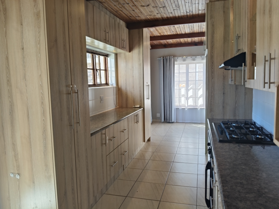 3 Bedroom Property for Sale in Wavecrest Eastern Cape